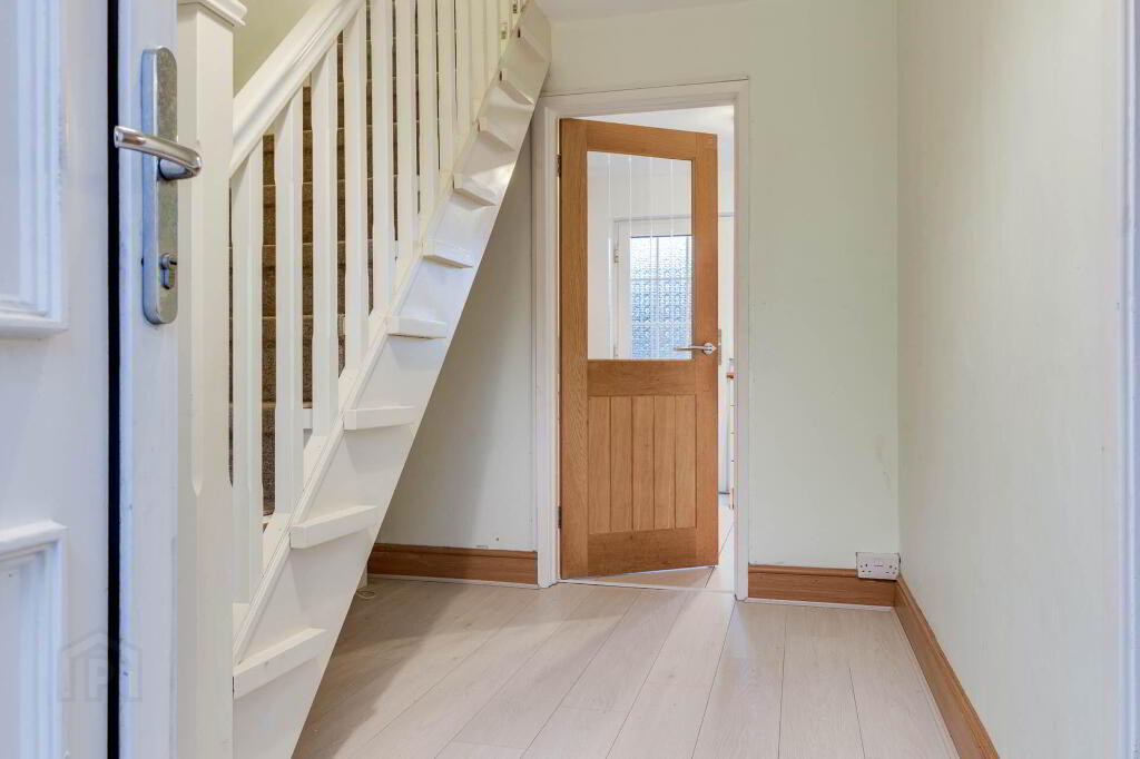 Photo 4 of 70 Ashbury Road, Bangor