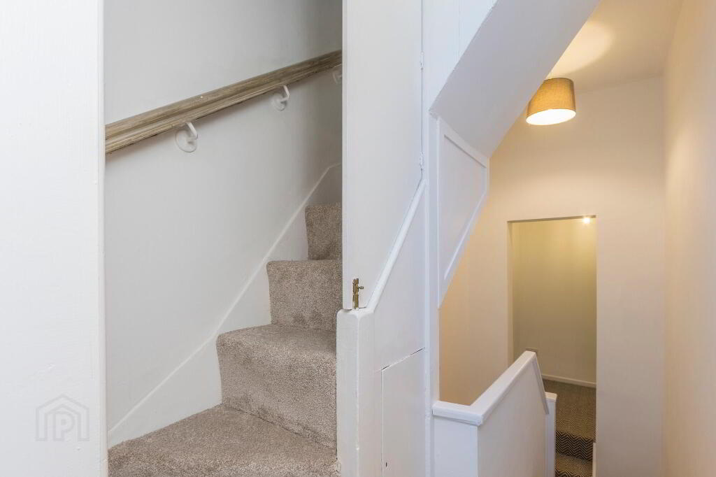 Photo 23 of 17 Belmont Avenue West, Belfast