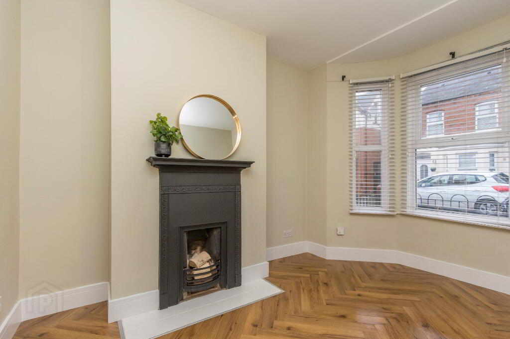 Photo 7 of 17 Belmont Avenue West, Belfast