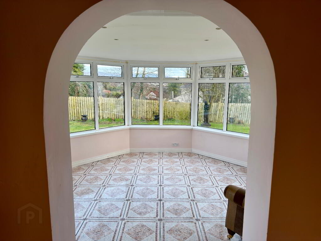 Photo 10 of 101 Templegrove, Cityside, L’derry