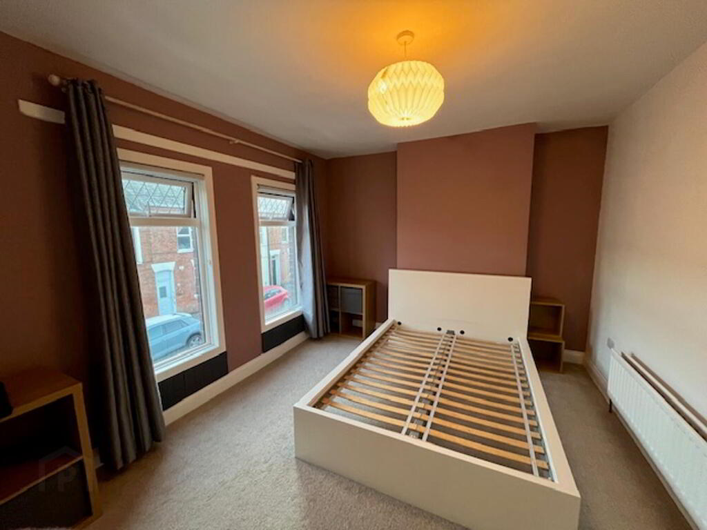 Photo 8 of 16 Isoline Street, Belfast