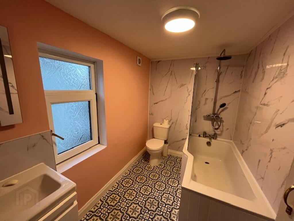 Photo 11 of 16 Isoline Street, Belfast