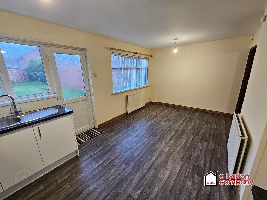 Photo 5 of 2 Richmond Gardens, Carnmoney, Newtownabbey