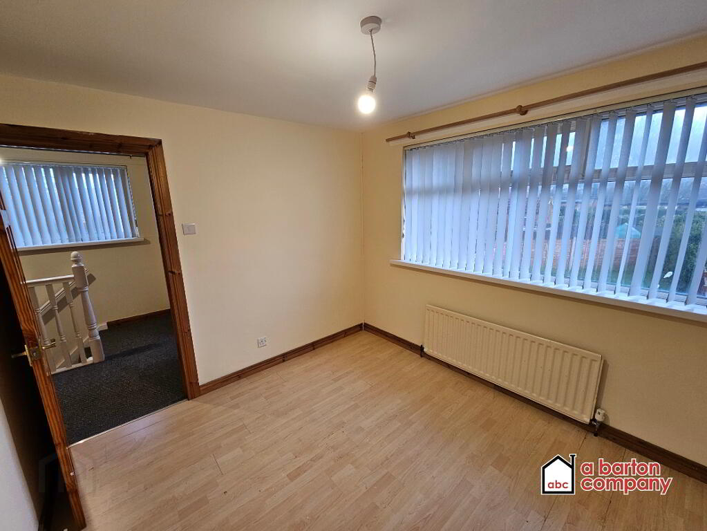 Photo 13 of 2 Richmond Gardens, Carnmoney, Newtownabbey