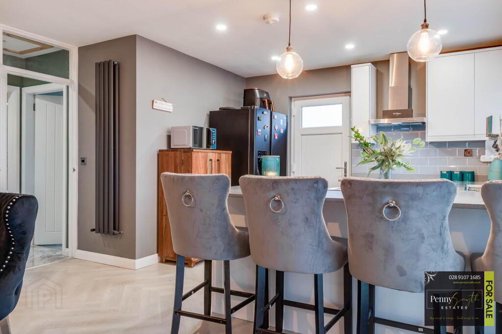 Photo 11 of 2 Melvin Park, Bangor