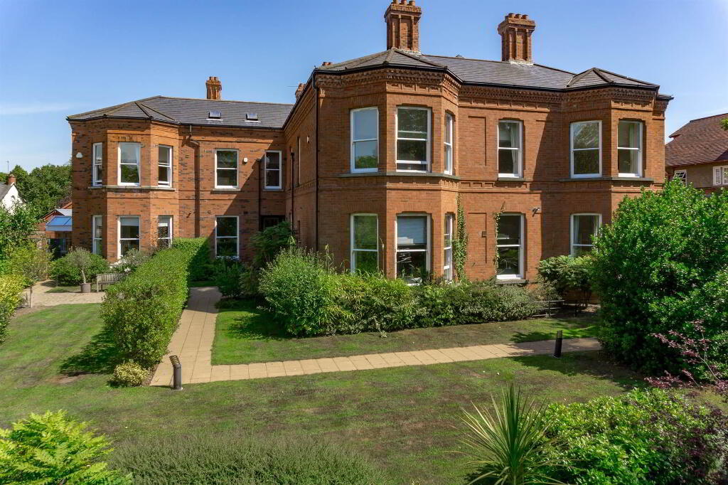 A7, 18a Adelaide Park, Malone Road, Belfast, BT9 6FX