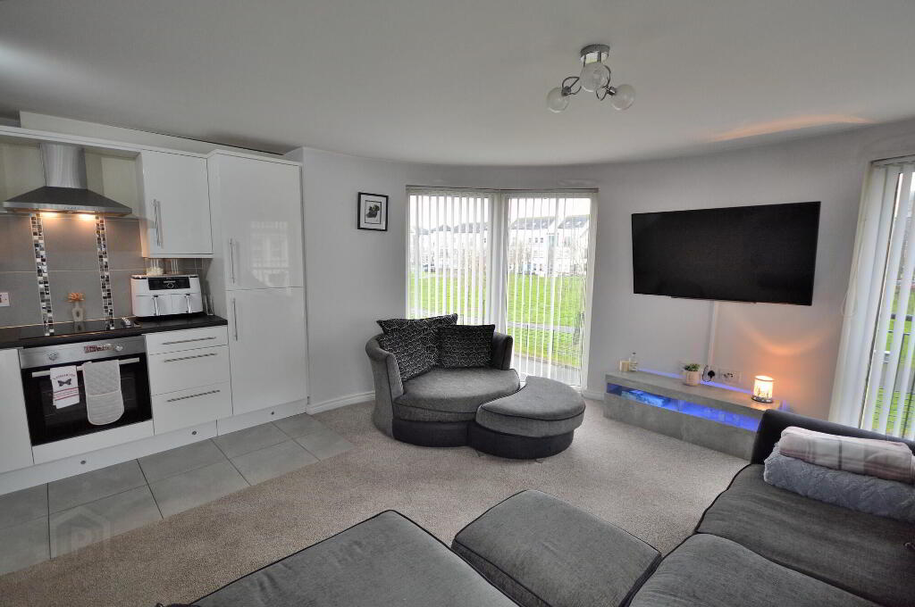 Photo 5 of 44 Linen Crescent, Bangor