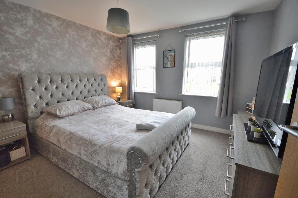 Photo 8 of 44 Linen Crescent, Bangor