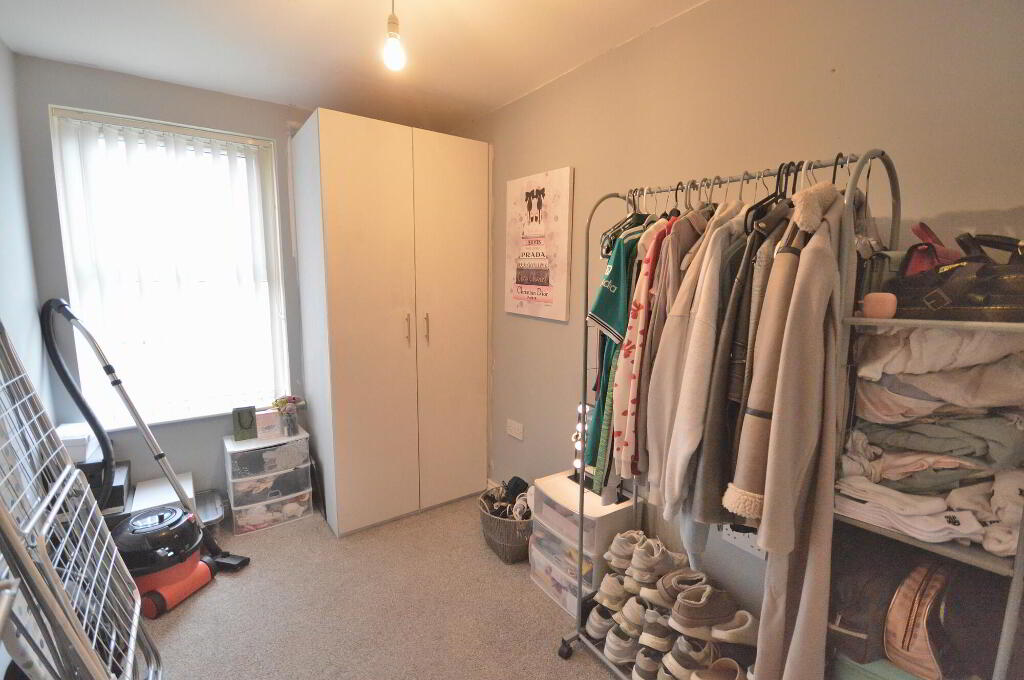 Photo 12 of 44 Linen Crescent, Bangor