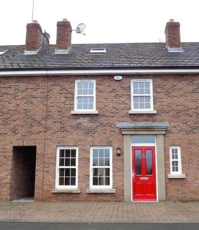 Photograph 1, 22 Camowen Mews