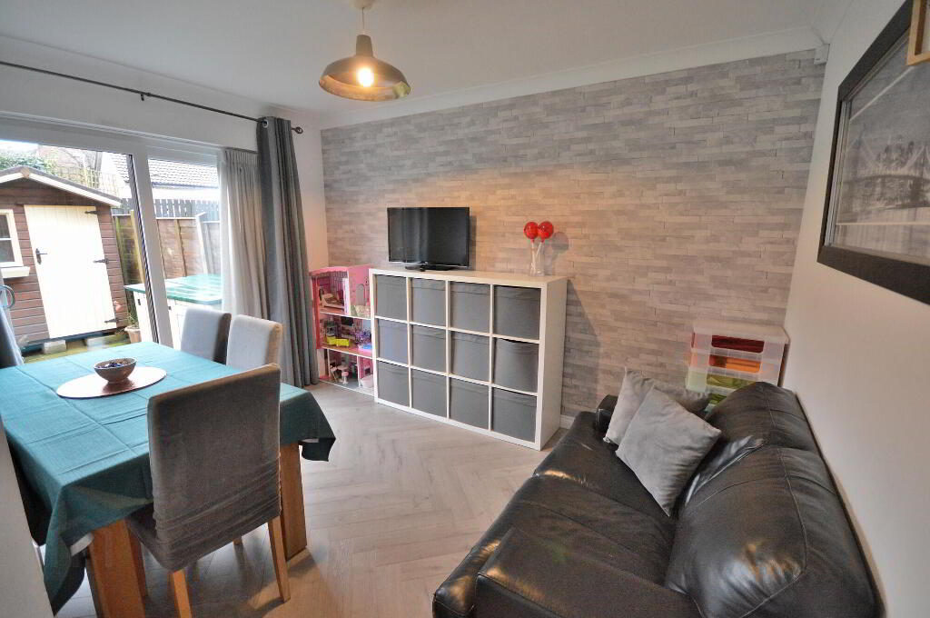 Photo 7 of 15 Glen Annesley Gardens, Bangor