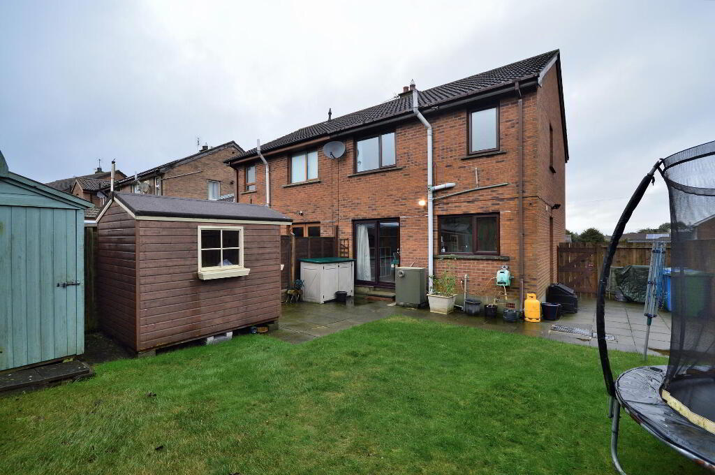 Photo 18 of 15 Glen Annesley Gardens, Bangor