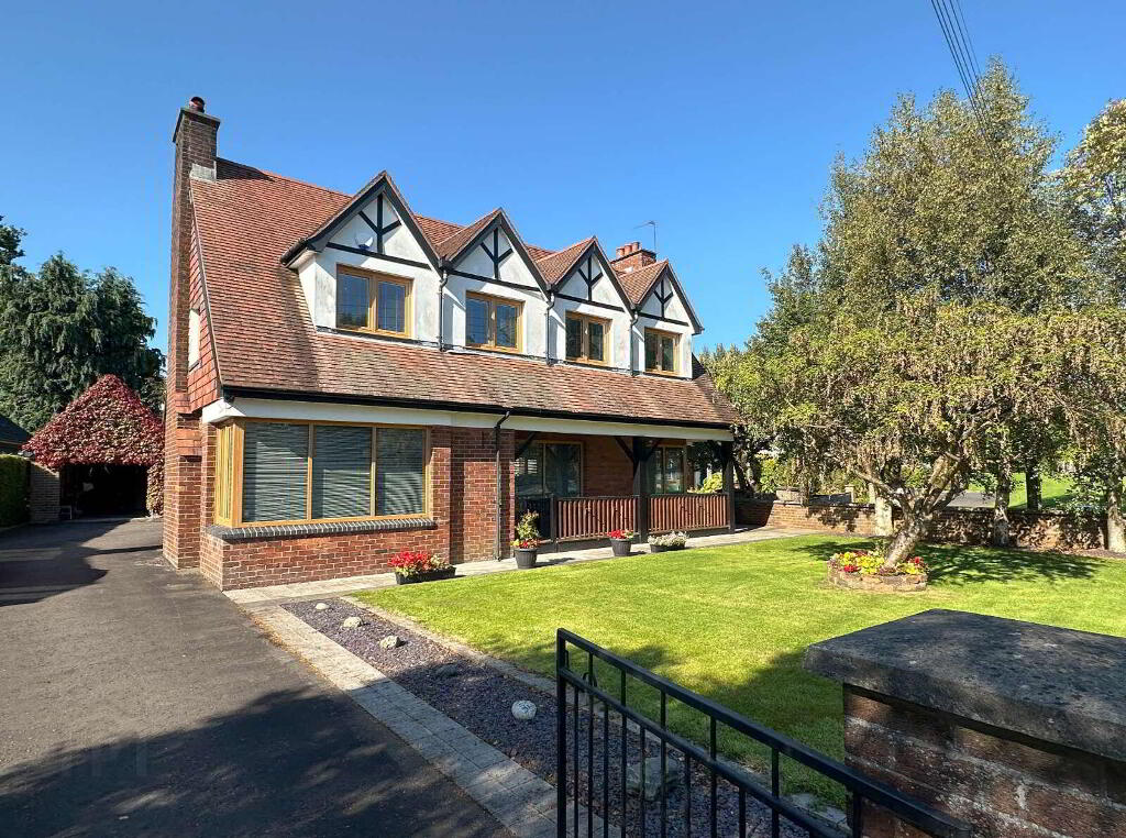 72 Portrush Road, Coleraine, BT52 1RE