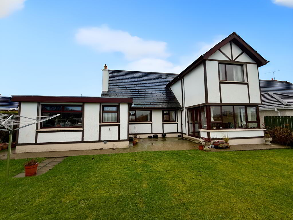 Photo 2 of 14 Henderson Park, Waterside, L'Derry