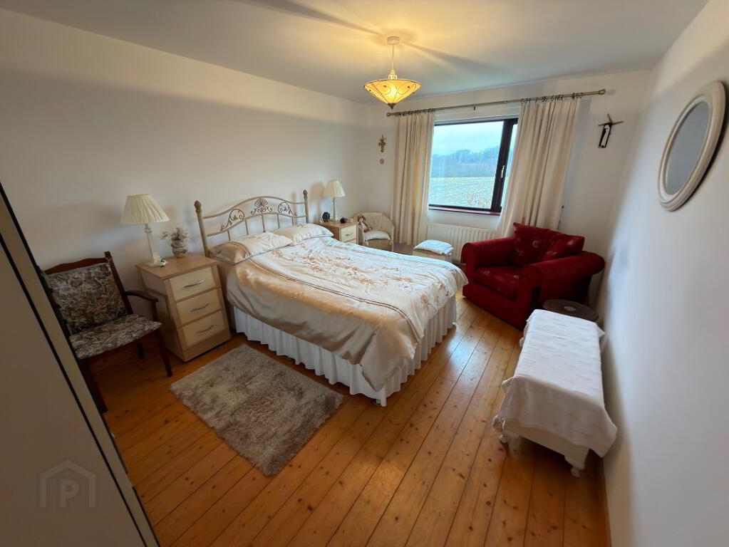 Photo 16 of 14 Henderson Park, Waterside, L'Derry