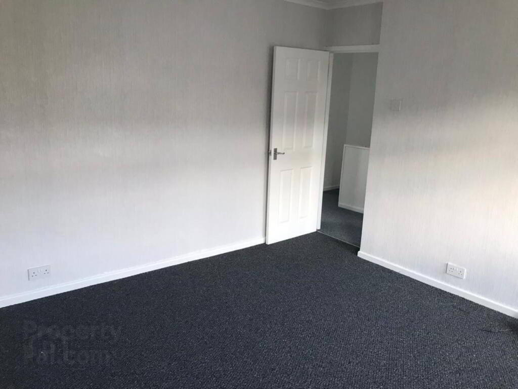 Photo 6 of 36 Silverstream Crescent, Bangor