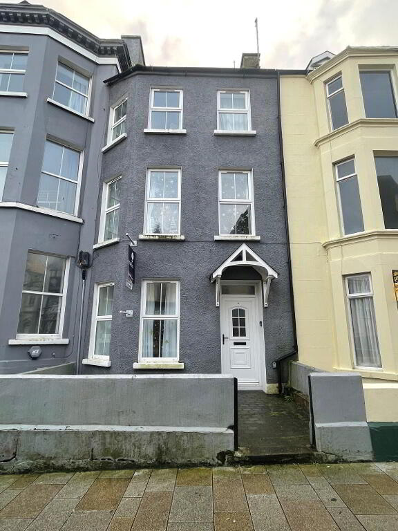 4 Bath Street, Portrush, BT56 8AW