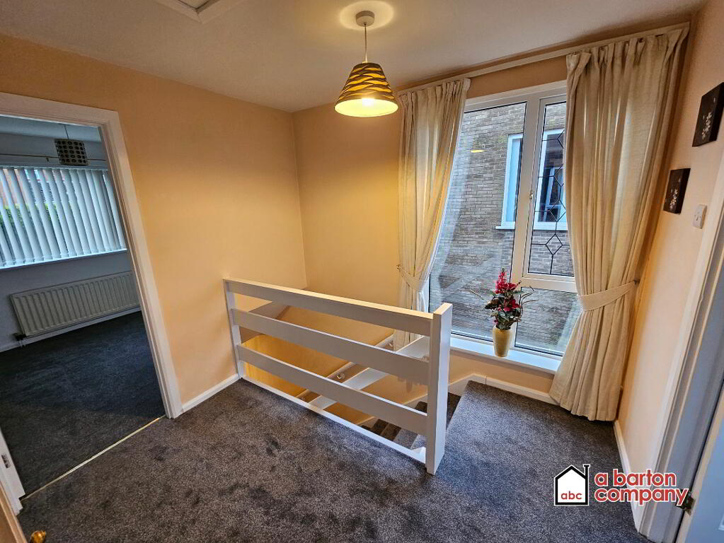 Photo 12 of 3 Fairhill Drive, Fairview, Newtownabbey