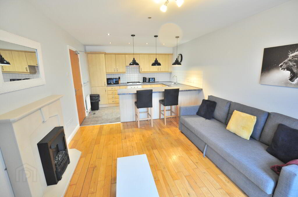 Photo 4 of 13 Cromwell Court, 110 Cromwell Road, Belfast