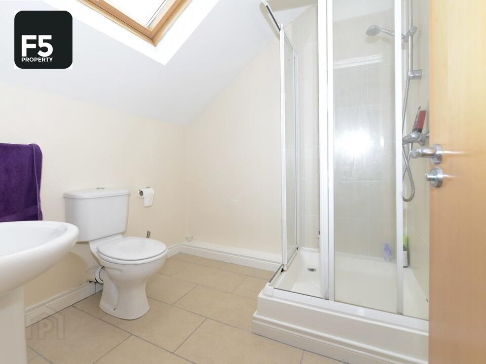 Photo 12 of 20 Redwood Grove, Dunmurry, Belfast