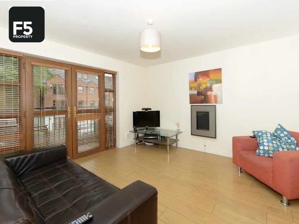 Photo 2 of 20 Redwood Grove, Dunmurry, Belfast