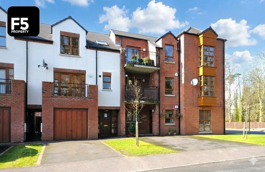 Photo 1 of 20 Redwood Grove, Dunmurry, Belfast