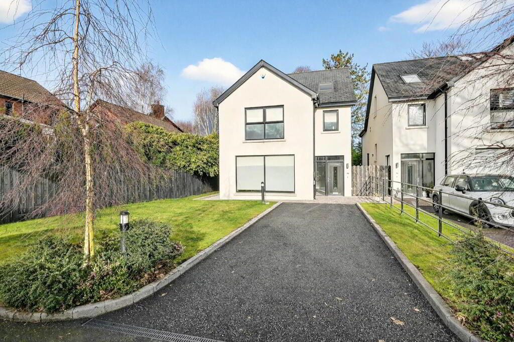 4d Newforge Lane, Belfast, BT9 5NU