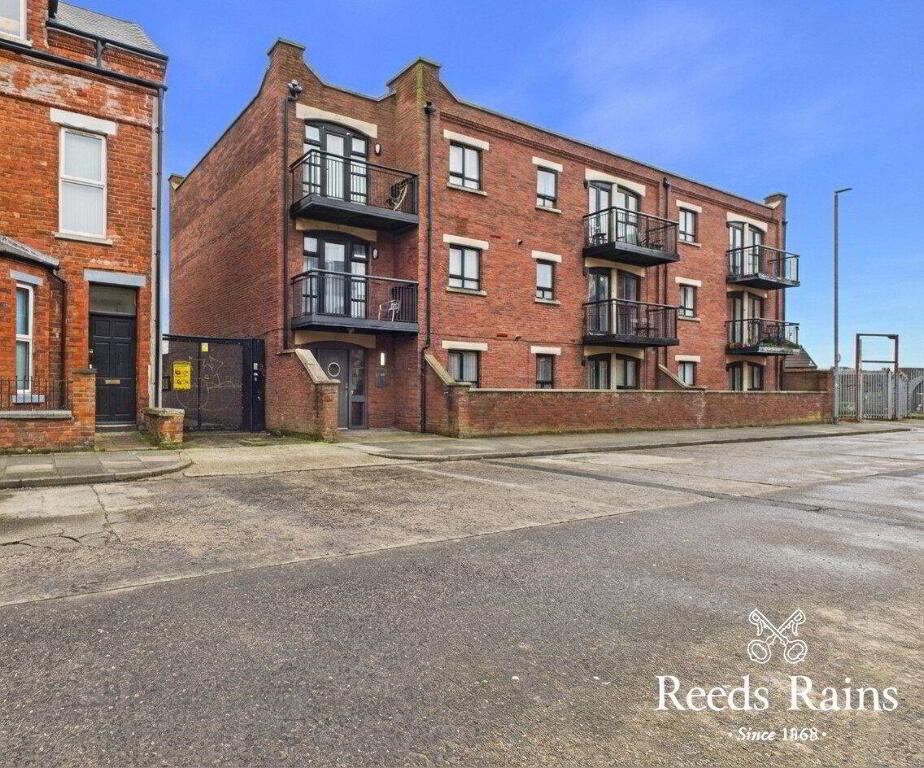 Flat 27 Cromwell Court, 110 Cromwell Road, Belfast, BT7 1NE