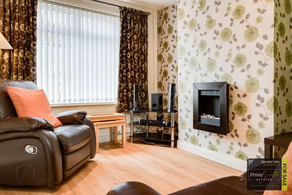 Photo 6 of 16 Sandbrook Park, Belfast