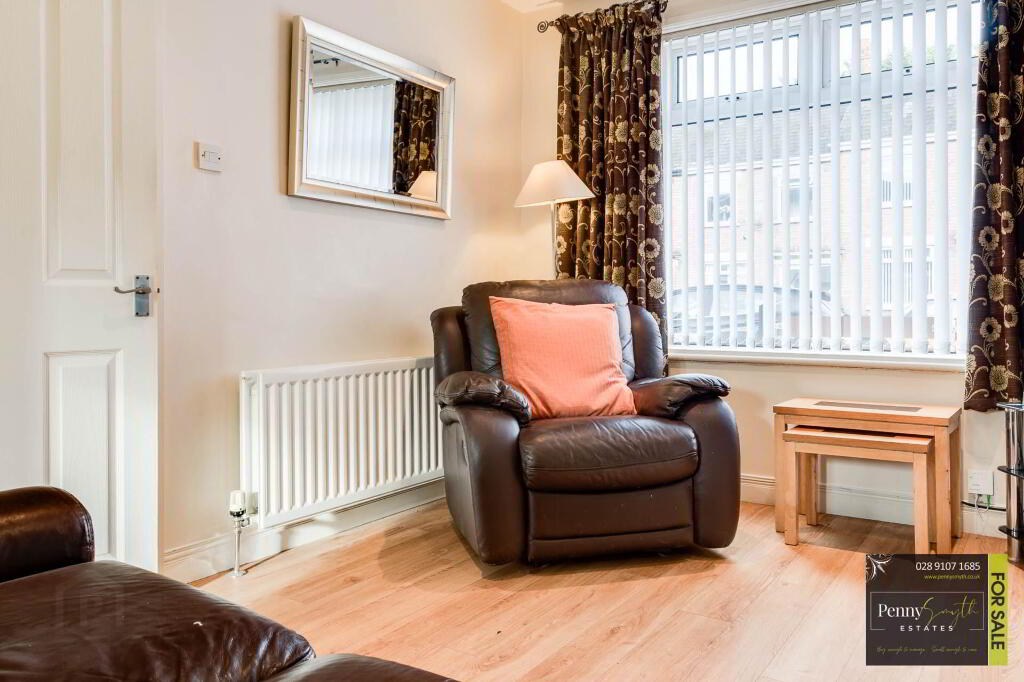 Photo 7 of 16 Sandbrook Park, Belfast