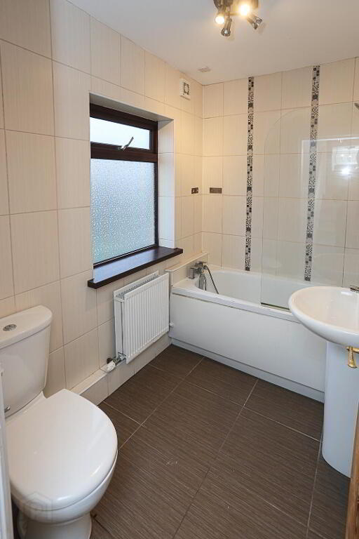 Photo 11 of 54 Rosebery Gardens, Belfast