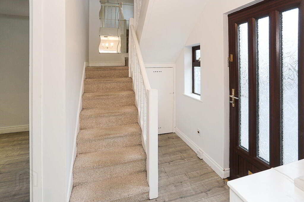 Photo 7 of 54 Rosebery Gardens, Belfast