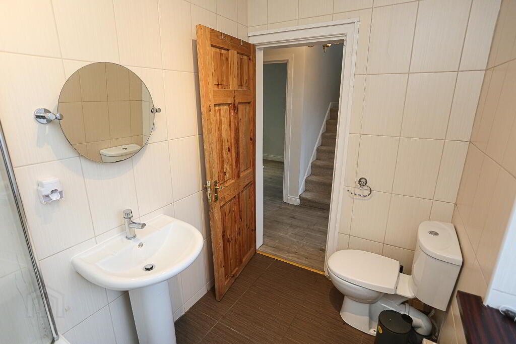 Photo 13 of 54 Rosebery Gardens, Belfast