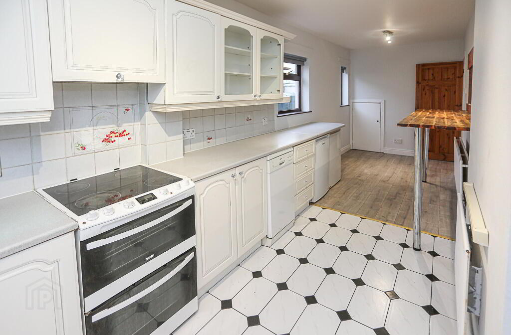 Photo 17 of 54 Rosebery Gardens, Belfast