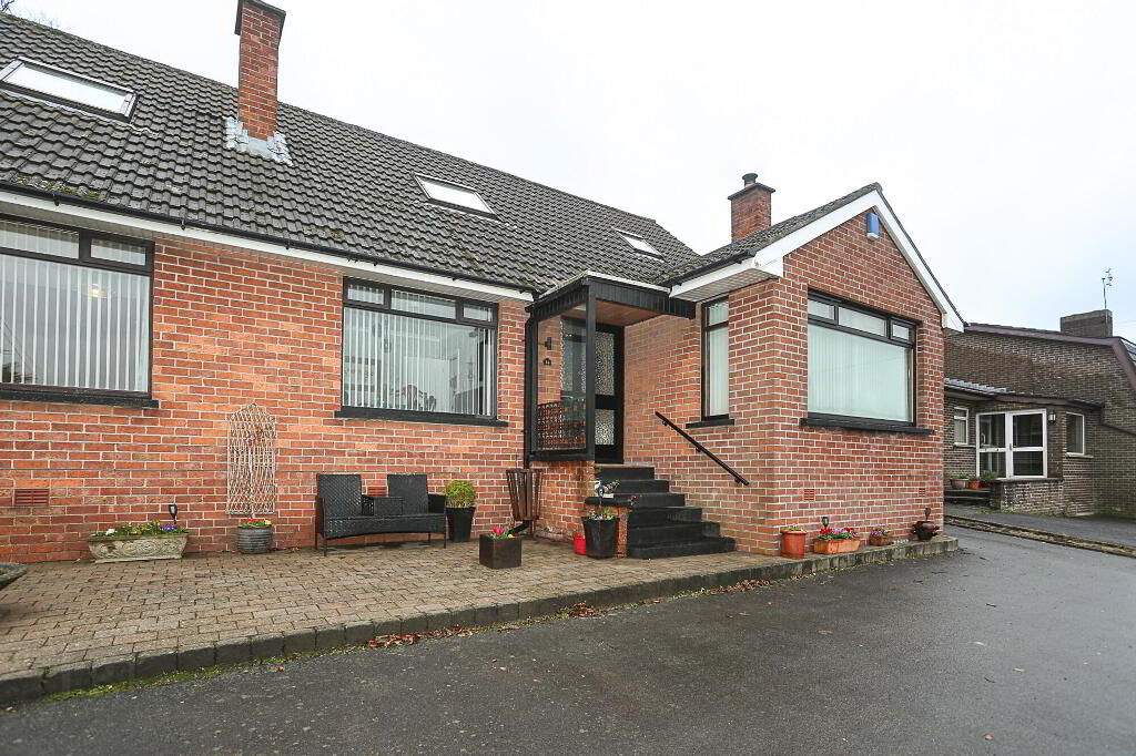 Photo 2 of 14 Hillcrest Avenue, Newtownards