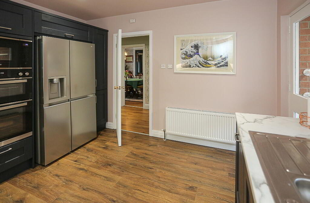 Photo 18 of 14 Hillcrest Avenue, Newtownards