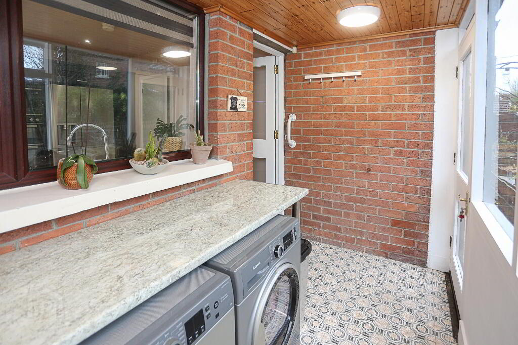 Photo 21 of 14 Hillcrest Avenue, Newtownards