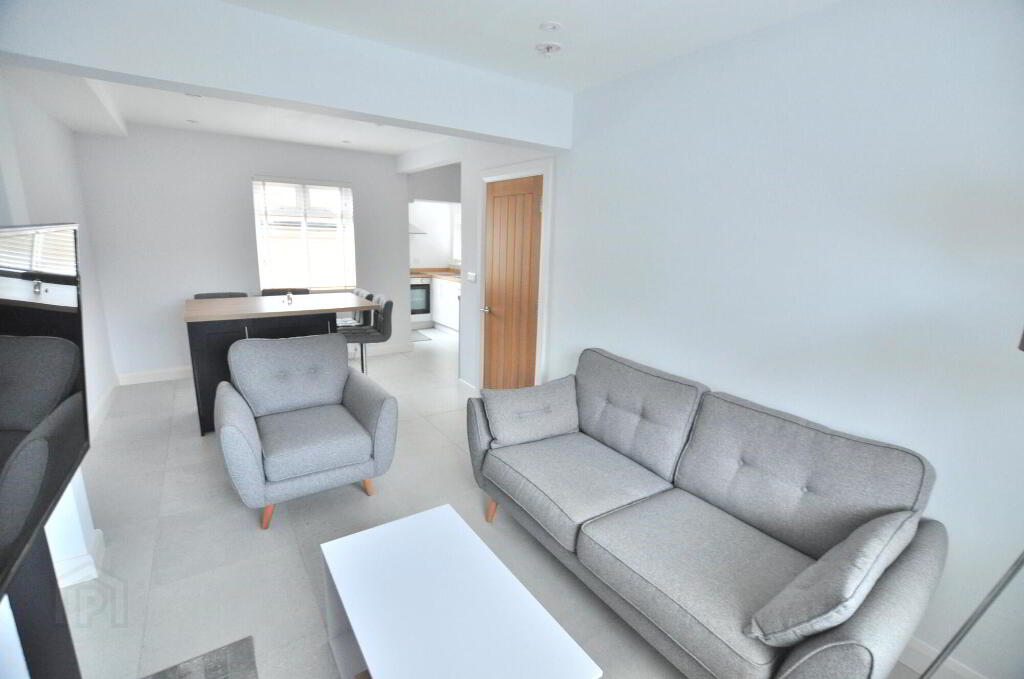 Photo 5 of 64 Dunraven Parade, Belfast