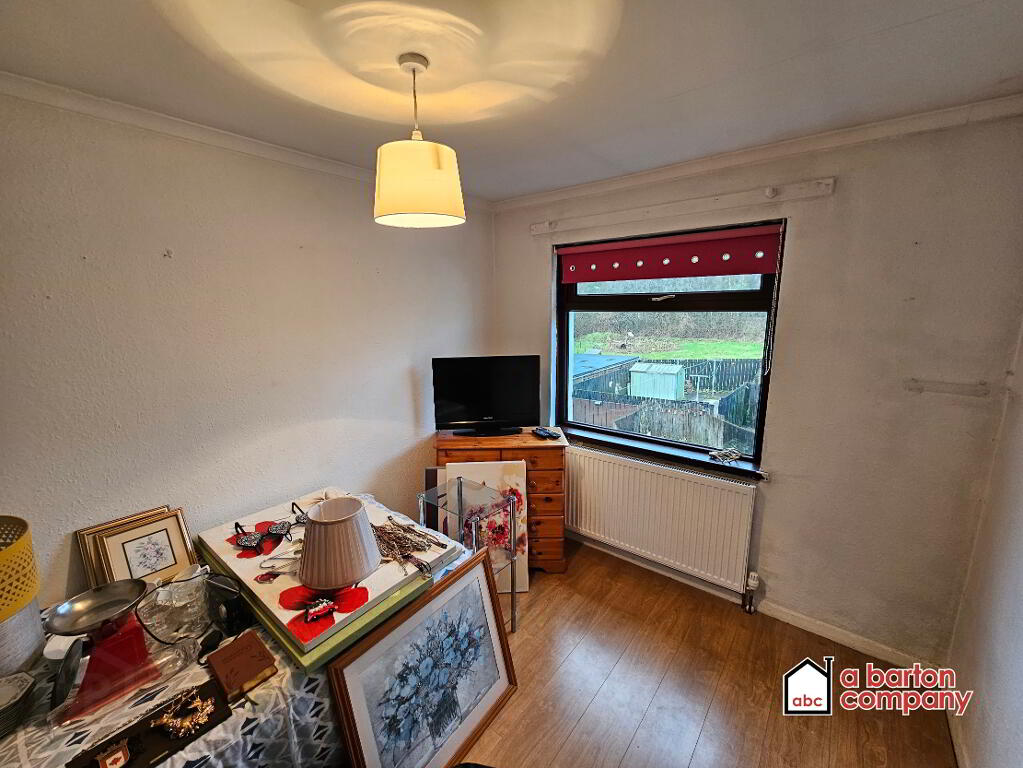 Photo 10 of 2 Iona Park, Rathcoole, Newtownabbey