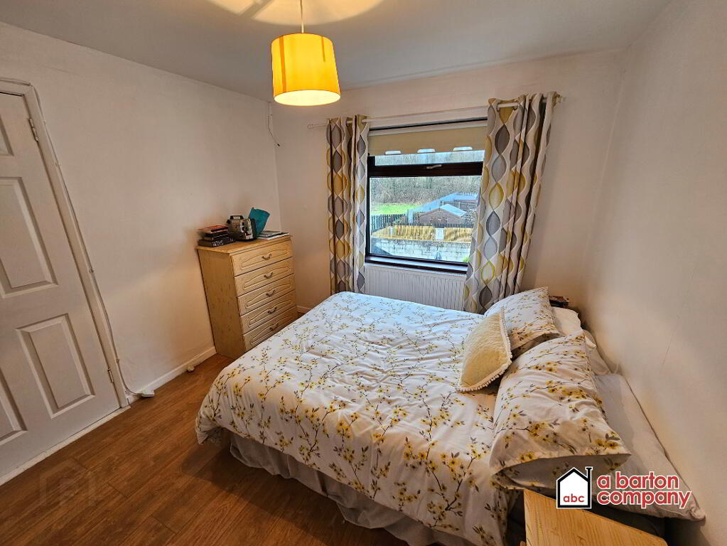 Photo 9 of 2 Iona Park, Rathcoole, Newtownabbey