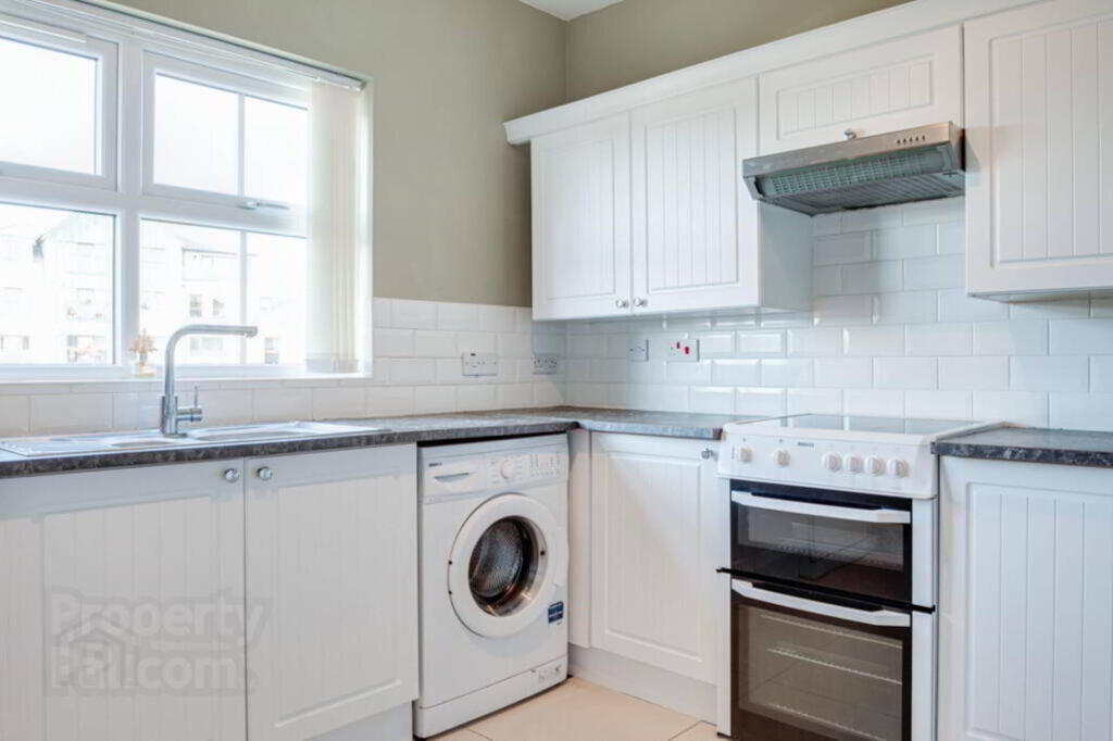 Photo 14 of 8 Annes Court, Bryansburn Road, Bangor