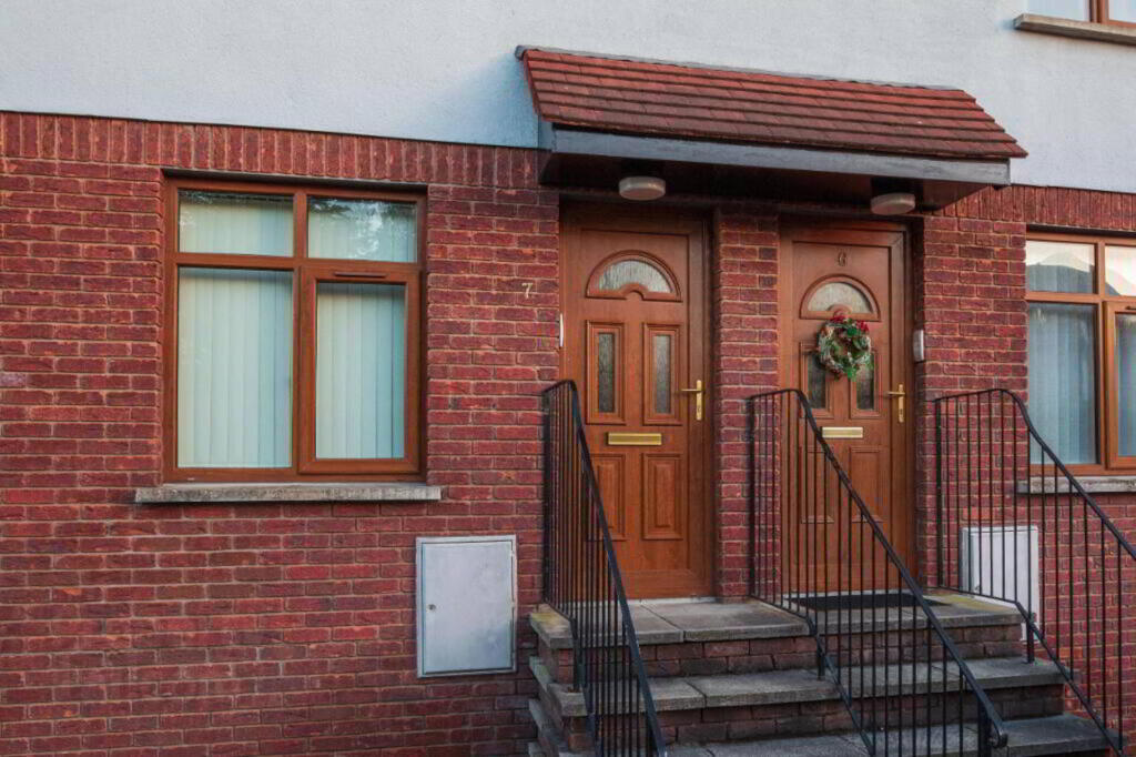 Photo 3 of 7 Silverstream Court, Bangor