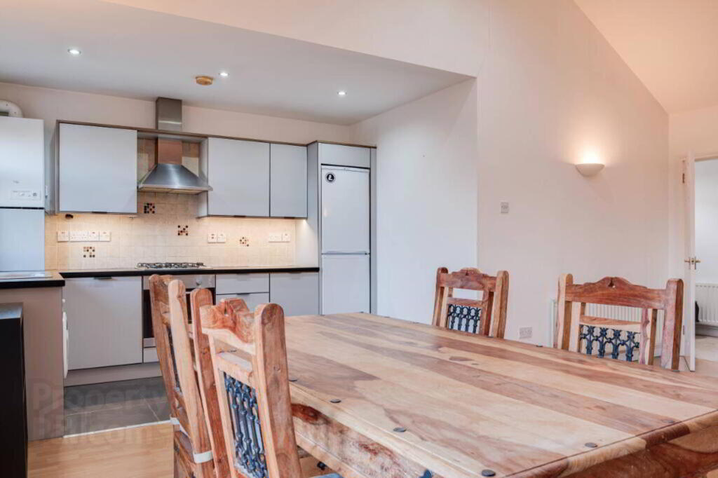 Photo 11 of 7 Silverstream Court, Bangor