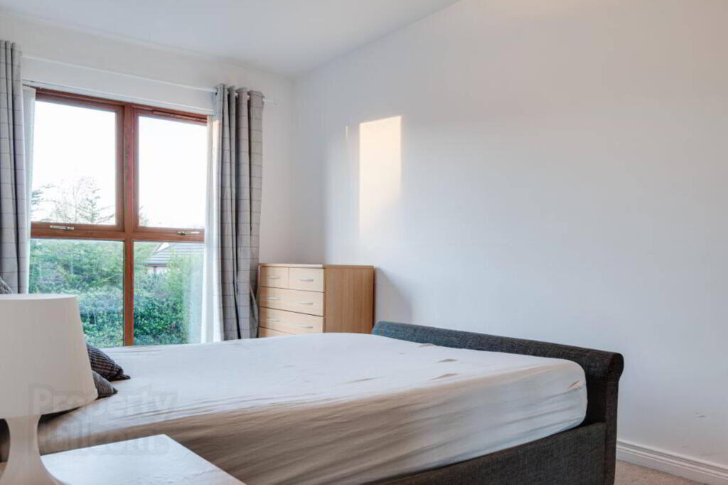 Photo 13 of 7 Silverstream Court, Bangor