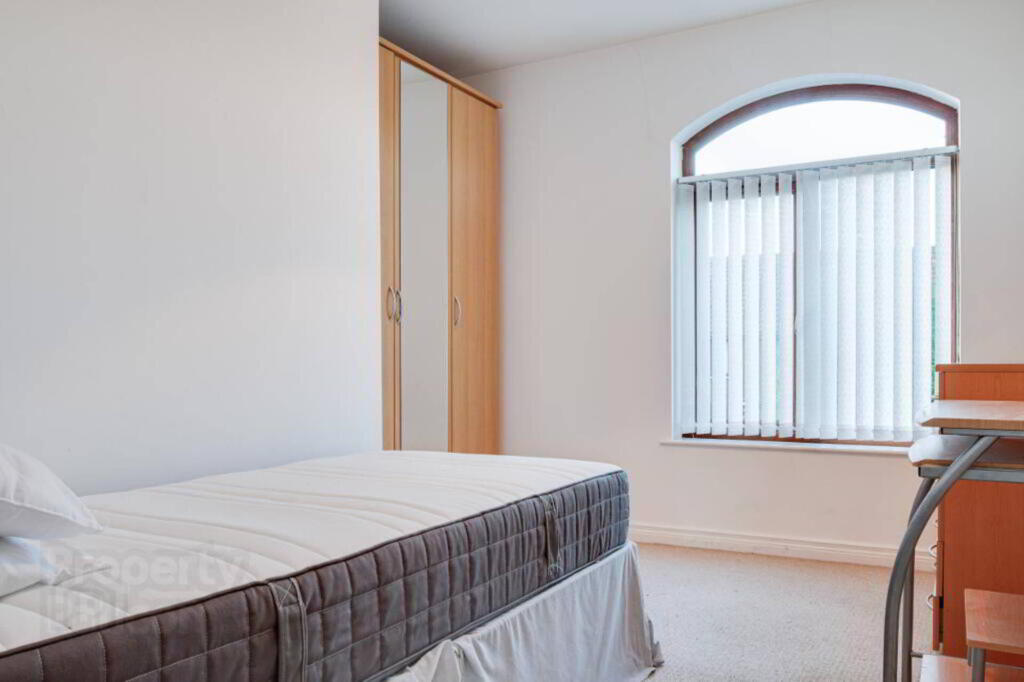 Photo 17 of 7 Silverstream Court, Bangor