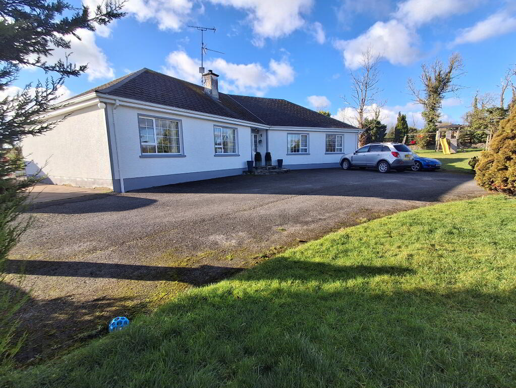 Photo 1 of 49 Curryann Road, Maguiresbridge