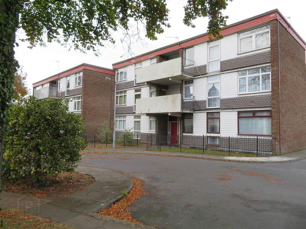 2 Bedroom Flat in BT10 0LA