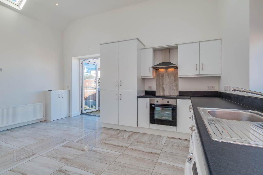 Photo 5 of The Gate House, 118c Princetown Road, Bangor