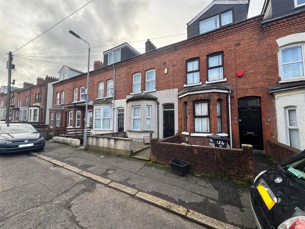 132 Dunluce Avenue, Belfast, BT9 7AZ