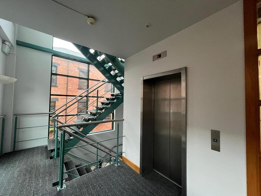 Photo 10 of 30 - 34 Hill Street, Belfast